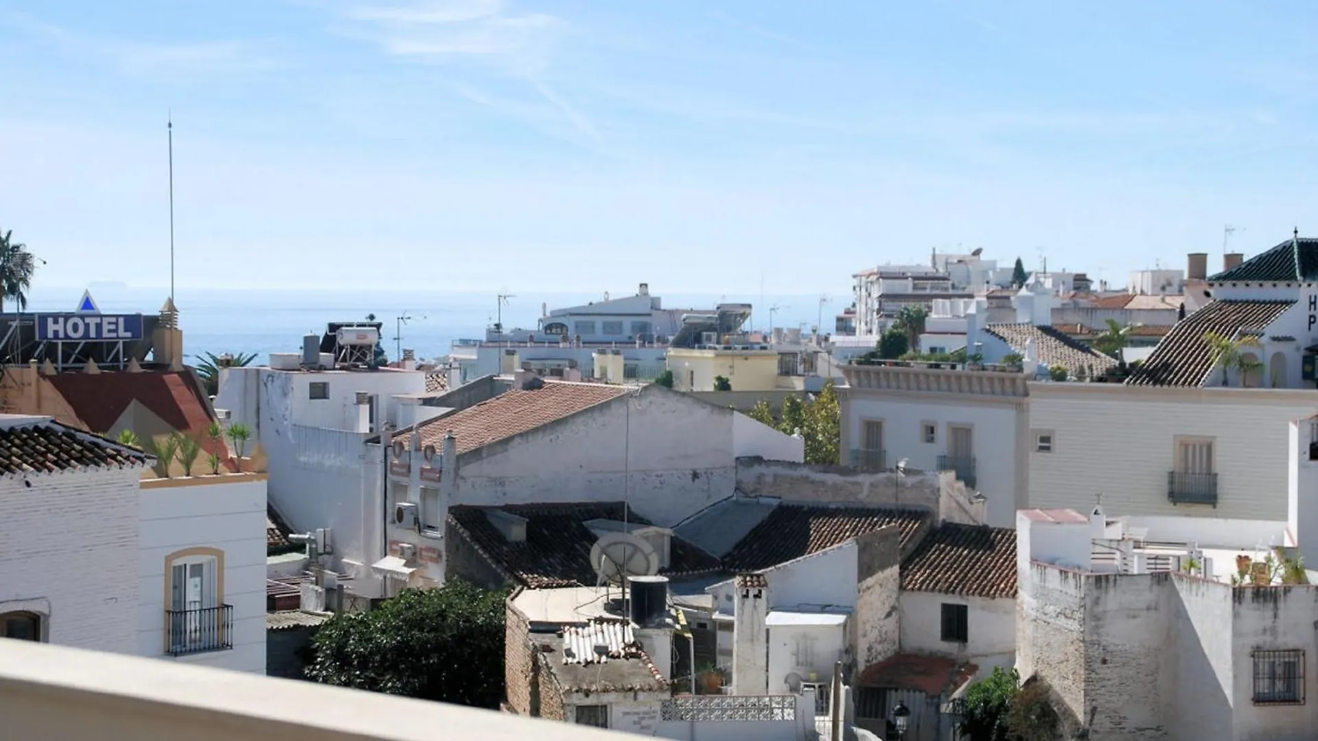 Apartamentos Plaza Nerja 0*,  Spain